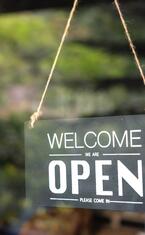 Orari d’apertura &amp; Contatto